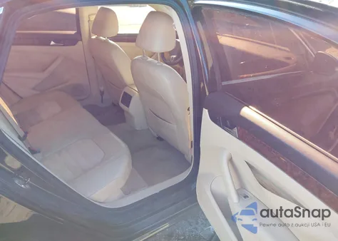 2013 Volkswagen Passat 2.0L Tdi Sel Premium z USA, uszkodzony, nr VIN 1VWCN7A35DC091008